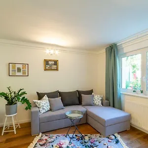 Buergerpark Apartament