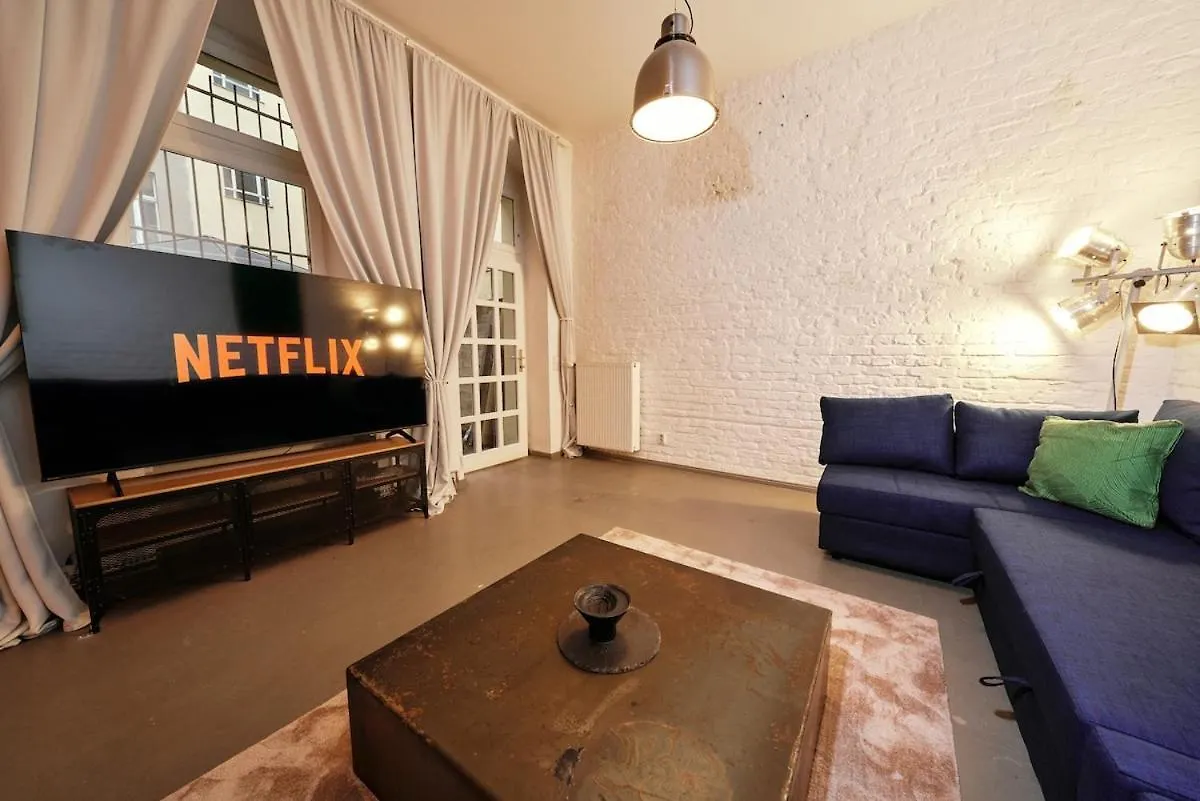 Staywell - Design Loft Apartment Near Alexanderplatz Berlin