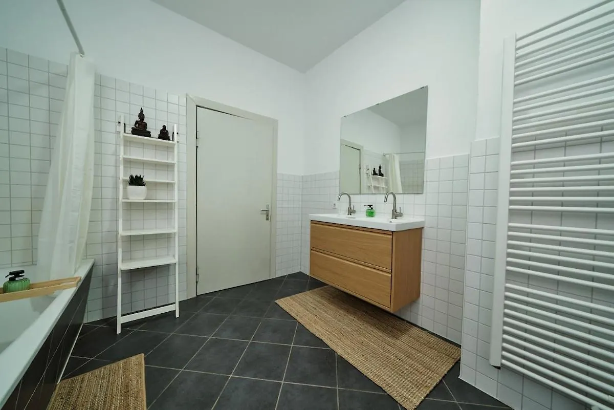 Staywell - Design Loft Apartment Near Alexanderplatz Berlin Germany
