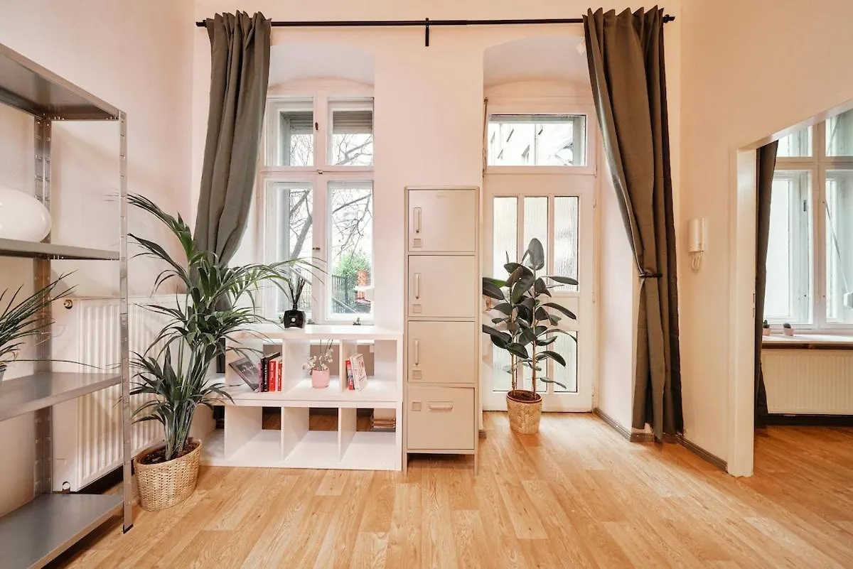 Staywell - Design Loft Apartment Near Alexanderplatz Berlin 0*,